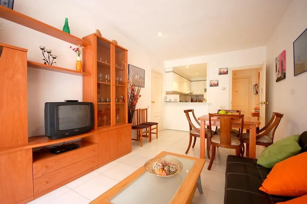 Lets Holidays Beach Apartment 2Rooms Tossa Tossa de Mar 0*,  Španělsko