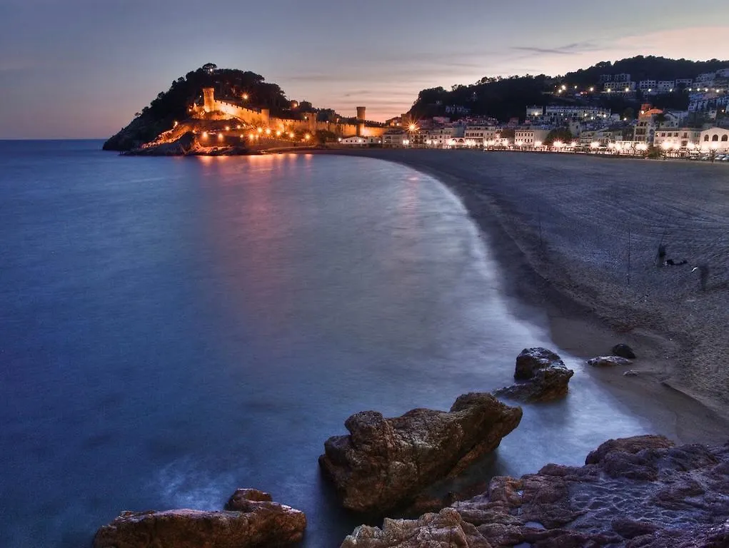 Lets Holidays Beach Apartment 2Rooms Tossa Tossa de Mar 0*,  Španělsko
